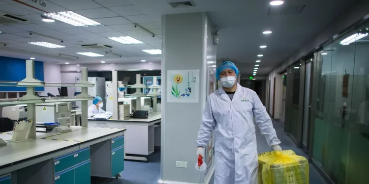 Onet: Tajny raport: wyciek z laboratorium przyczyną pandemii koronawirusa..