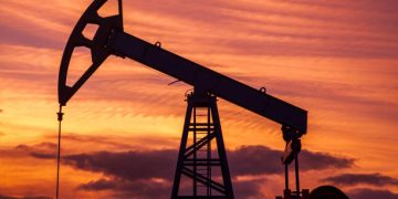 GazetaPrawna….Ceny ropy na giełdzie paliw w USA spadają. Surowiec kosztuje ok 74 USD za baryłkę